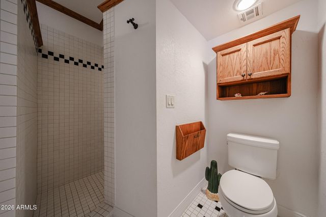 4201 E PEARCE Road, Phoenix, AZ 85044