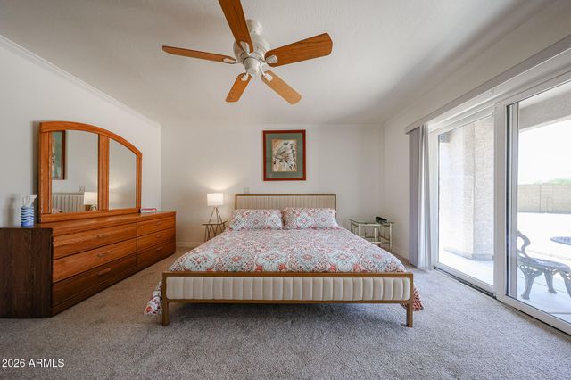 4201 E PEARCE Road, Phoenix, AZ 85044