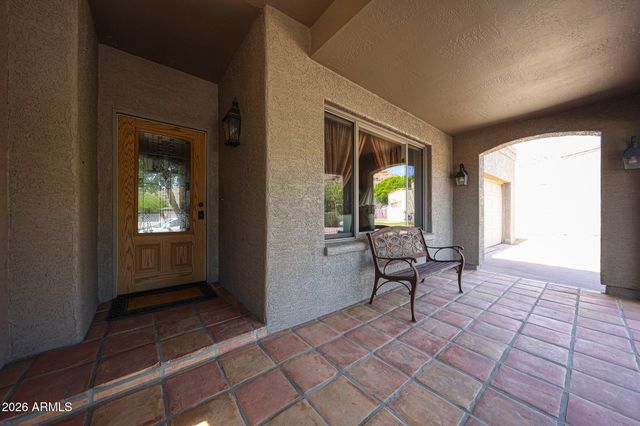 4201 E PEARCE Road, Phoenix, AZ 85044