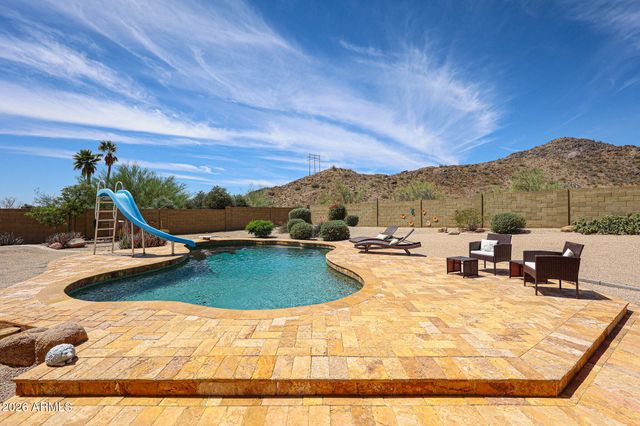 4201 E PEARCE Road, Phoenix, AZ 85044