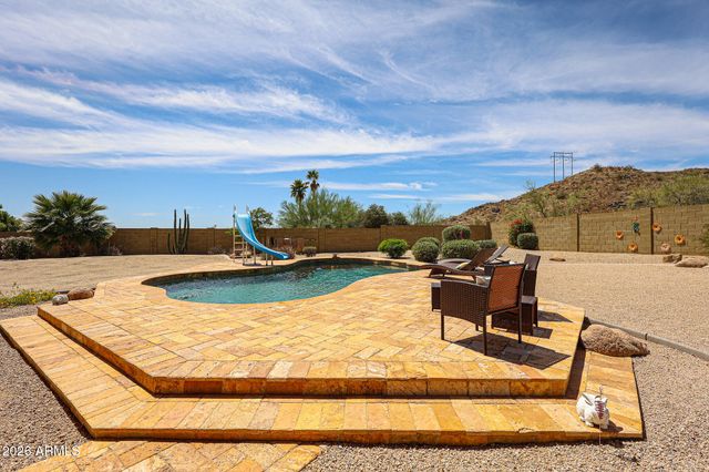 4201 E PEARCE Road, Phoenix, AZ 85044