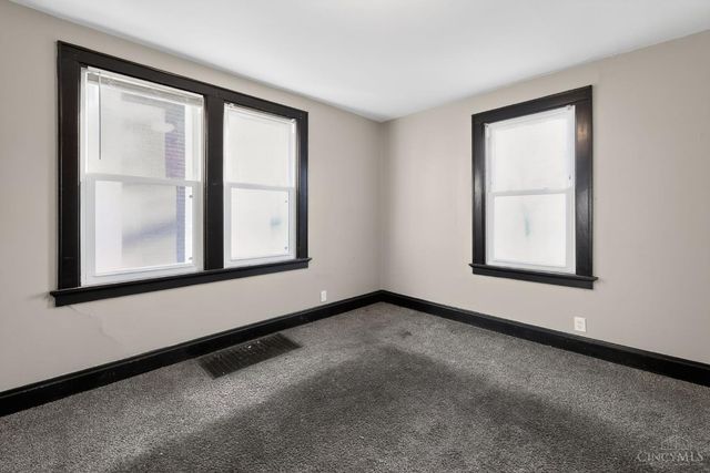 547 Flatt Terrace, Cincinnati, OH 45232