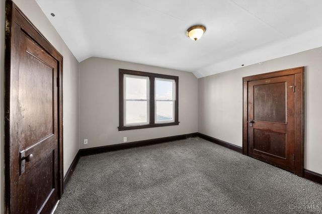 547 Flatt Terrace, Cincinnati, OH 45232