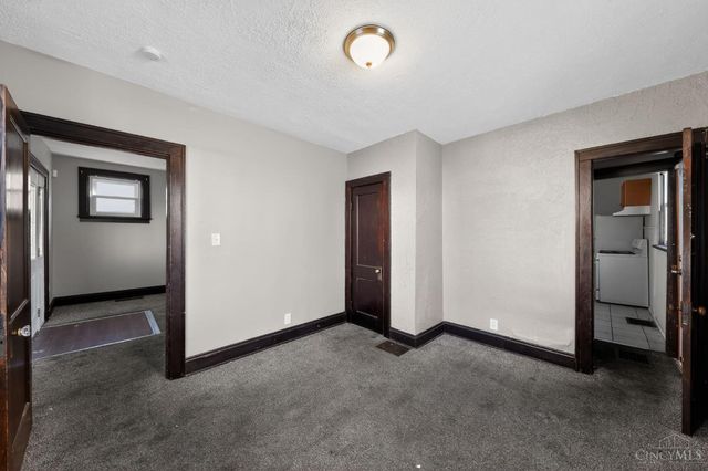 547 Flatt Terrace, Cincinnati, OH 45232