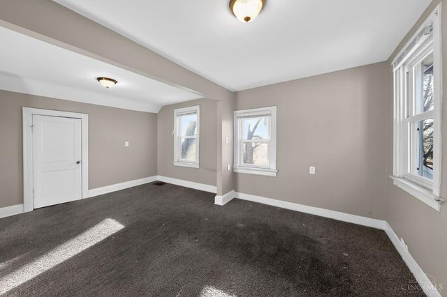 547 Flatt Terrace, Cincinnati, OH 45232