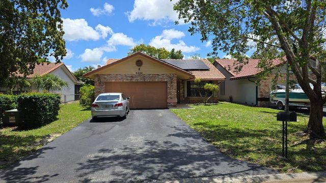 2499 NW 92nd Avenue, Coral Springs, FL 33065