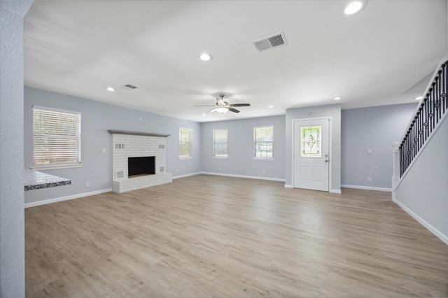 8950 Gosler Road, Sealy, TX 77474