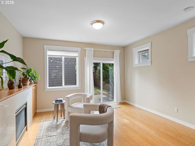 4222 N MONTANA Ave, Portland, OR 97217