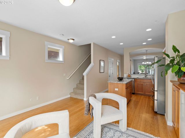 4222 N MONTANA Ave, Portland, OR 97217