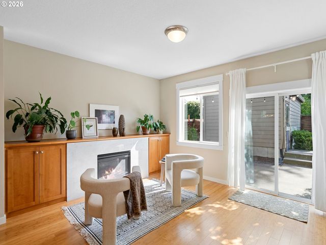 4222 N MONTANA Ave, Portland, OR 97217