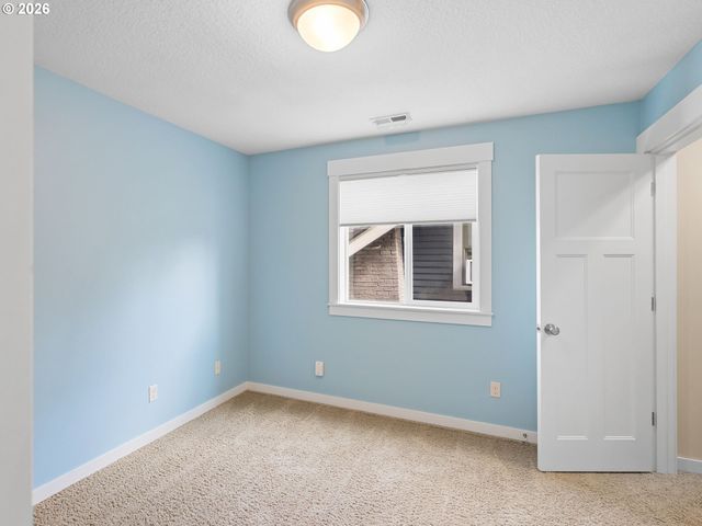 4222 N MONTANA Ave, Portland, OR 97217