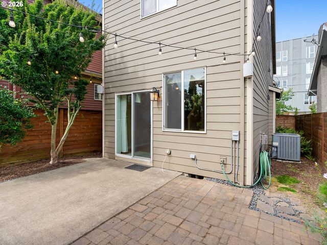 4222 N MONTANA Ave, Portland, OR 97217
