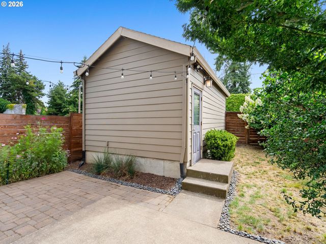 4222 N MONTANA Ave, Portland, OR 97217