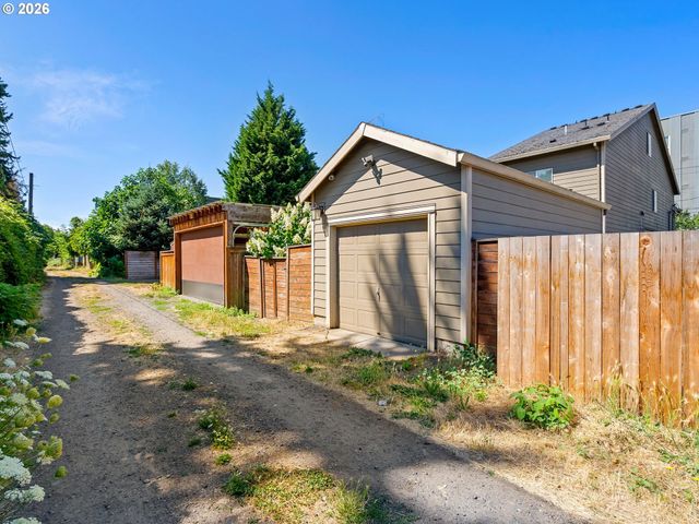 4222 N MONTANA Ave, Portland, OR 97217