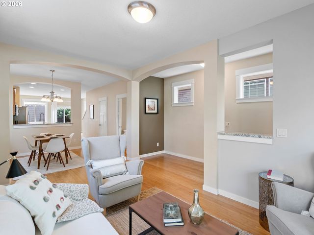 4222 N MONTANA Ave, Portland, OR 97217