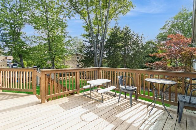 18 Lake Shore Drive, Nanuet, NY 10954