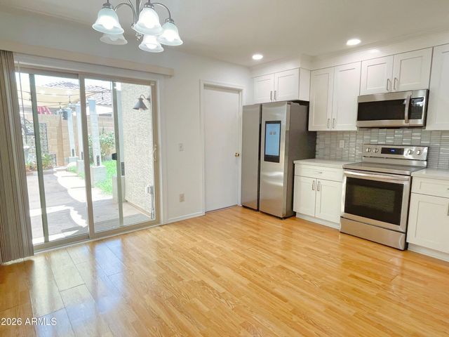 3945 S Illinois Street, Chandler, AZ 85248