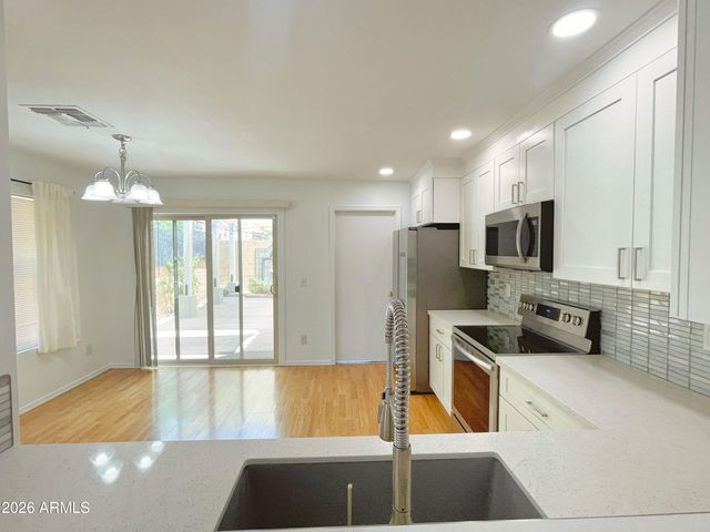 3945 S Illinois Street, Chandler, AZ 85248
