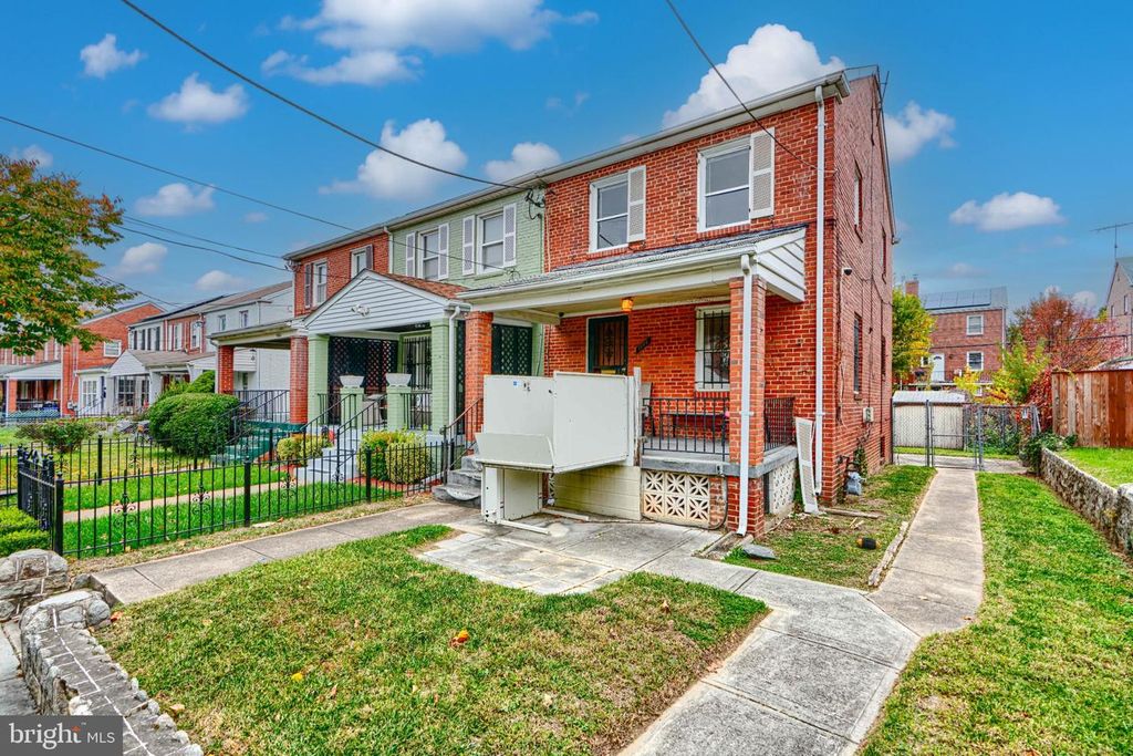 1904 U PL SE, Washington, DC 20020