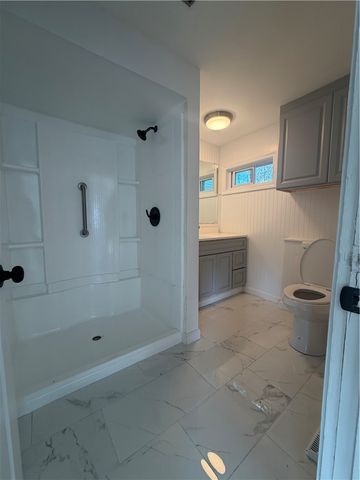 131 Canfield Avenue, Warwick, RI 02889
