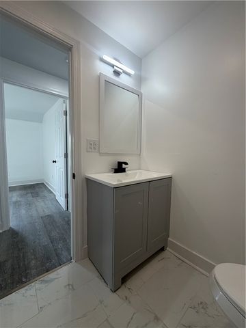 131 Canfield Avenue, Warwick, RI 02889