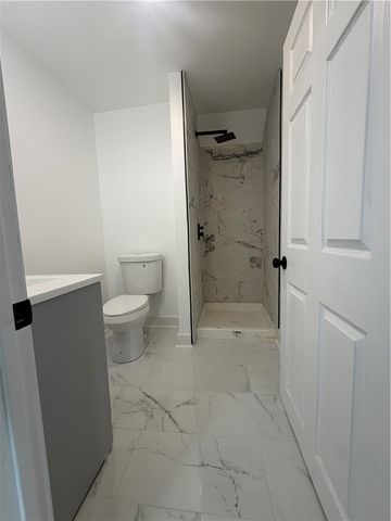 131 Canfield Avenue, Warwick, RI 02889