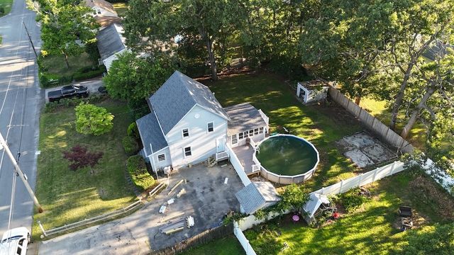 131 Canfield Avenue, Warwick, RI 02889
