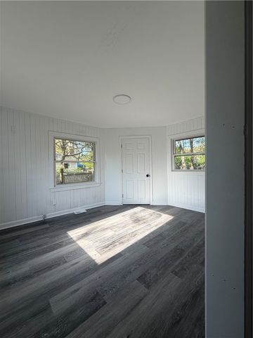 131 Canfield Avenue, Warwick, RI 02889