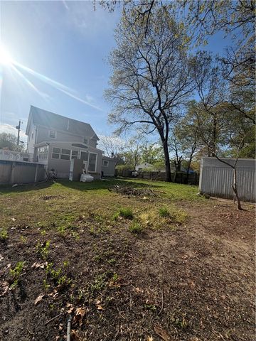 131 Canfield Avenue, Warwick, RI 02889