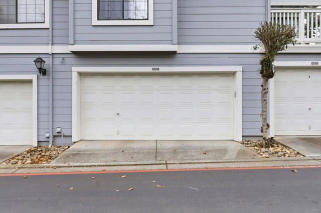 2570 Yerba Bank Court, San Jose, CA 95121