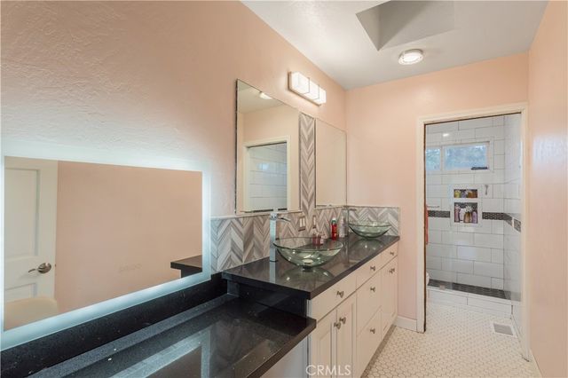 1109 N Stage Coach, Fallbrook, CA 92028