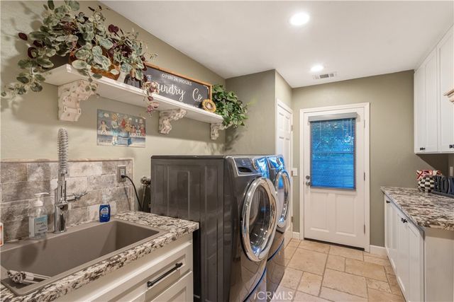 1109 N Stage Coach, Fallbrook, CA 92028
