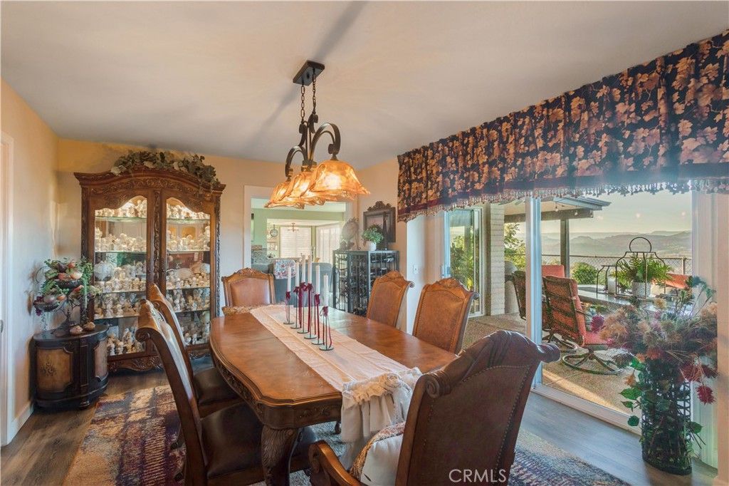Image 14 of property listing at 1109 N Stage Coach, Fallbrook, CA 92028