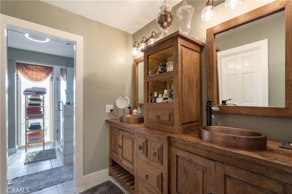 Image 21 of property listing at 1109 N Stage Coach, Fallbrook, CA 92028