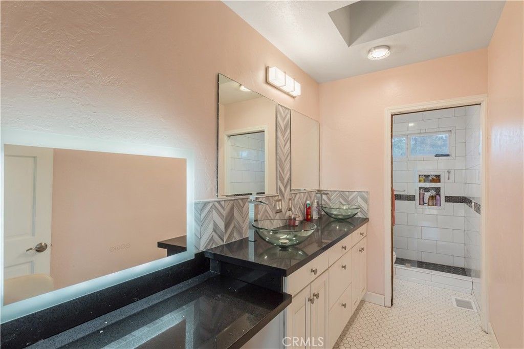 Image 27 of property listing at 1109 N Stage Coach, Fallbrook, CA 92028