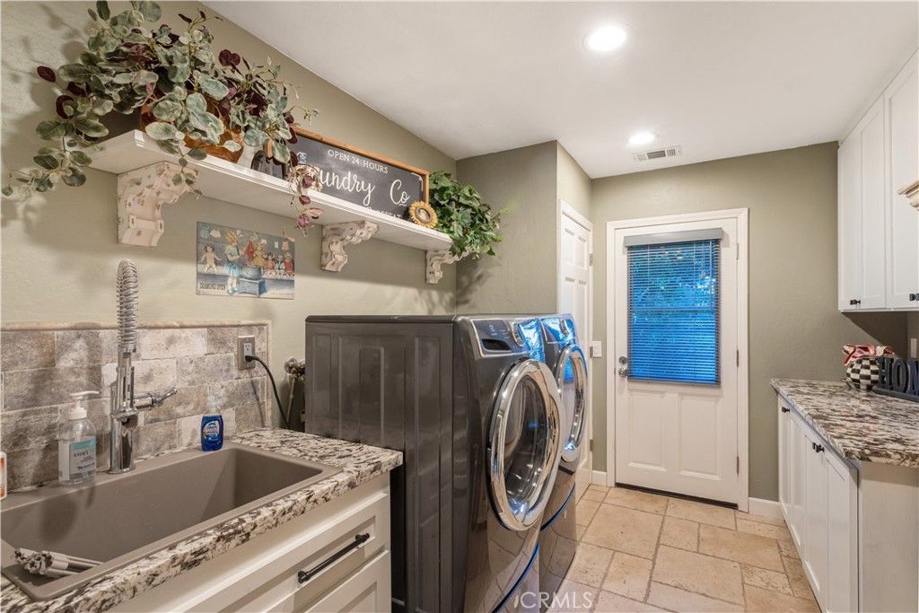Image 32 of property listing at 1109 N Stage Coach, Fallbrook, CA 92028