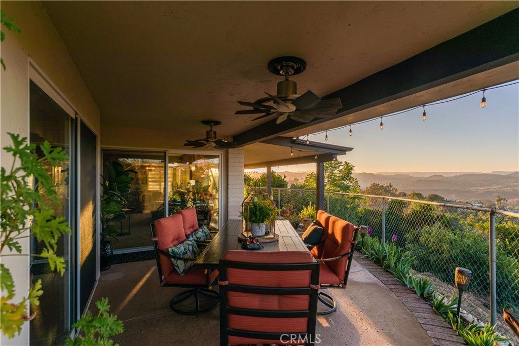 Image 35 of property listing at 1109 N Stage Coach, Fallbrook, CA 92028