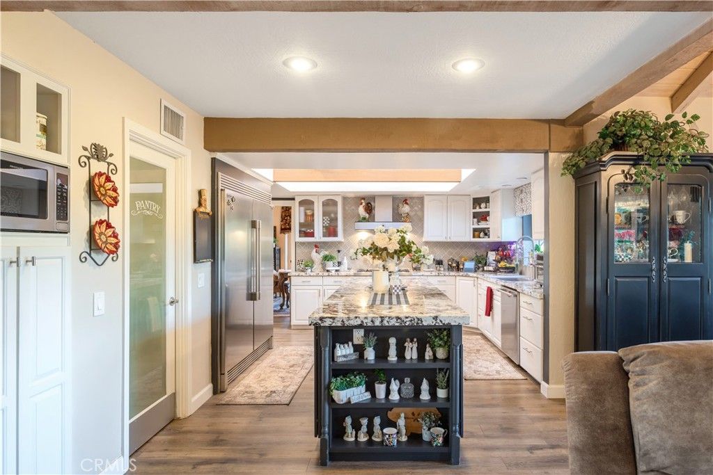 Image 7 of property listing at 1109 N Stage Coach, Fallbrook, CA 92028