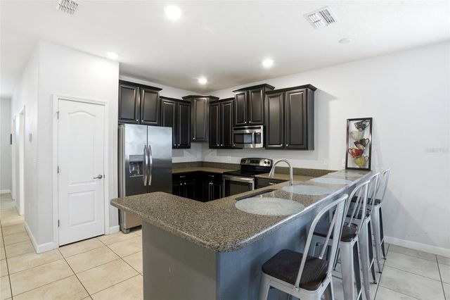 9039 SHADOW MOUNTAIN STREET, Davenport, FL 33896