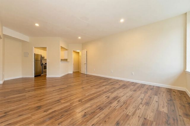 76 Park St 0, Chelsea, MA 02150