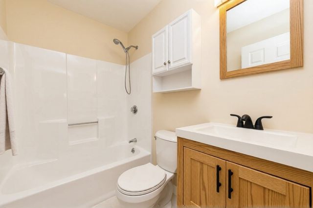 76 Park St 0, Chelsea, MA 02150