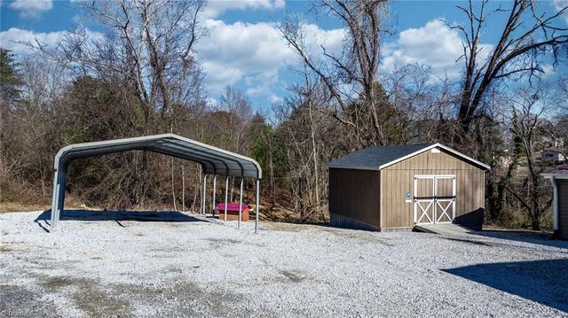 845 Linville Road, Mount Airy, NC 27030