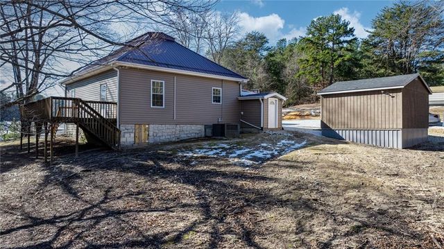 845 Linville Road, Mount Airy, NC 27030