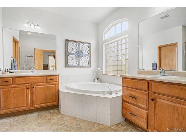 16555 Umpire Ct, Hudson, CO 80642