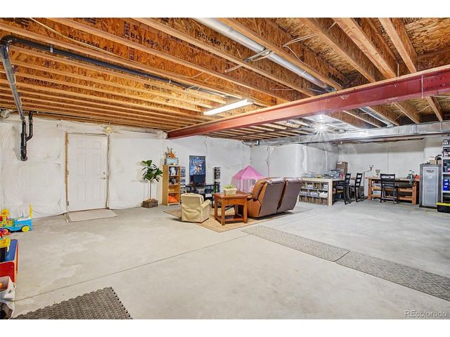 16555 Umpire Ct, Hudson, CO 80642