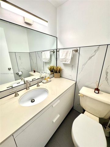 300 Bayview Drive 1603, Sunny Isles Beach, FL 33160