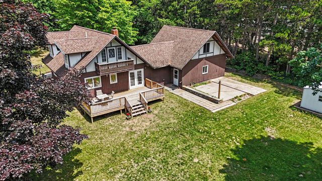 6945 W Shelby Road, Benona Twp, MI 49455