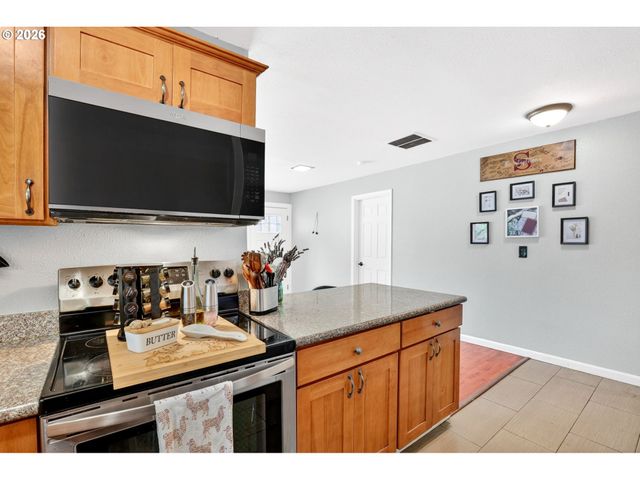 1609 Se 148TH Ave, Portland, OR 97233