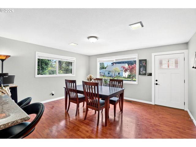 1609 Se 148TH Ave, Portland, OR 97233