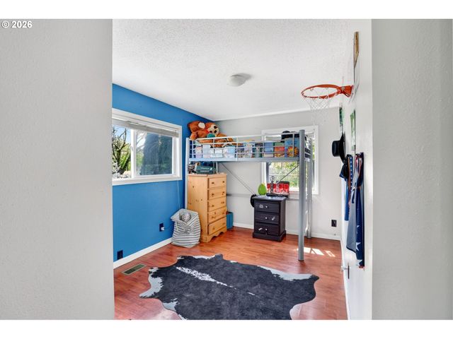 1609 Se 148TH Ave, Portland, OR 97233